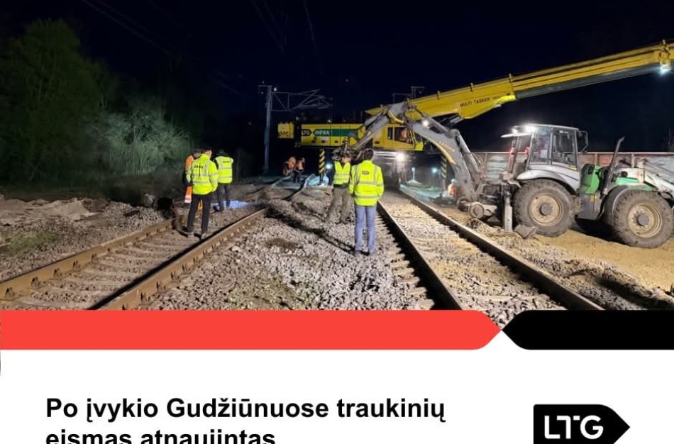 Traukinių eismas atstatytas, tačiau galimi vėlavimai