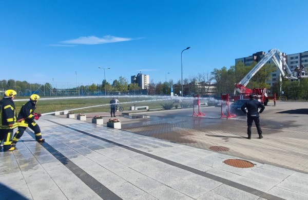 Šv. Florijono diena Jonavoje: padėkos ugniagesiams ir bendruomenės vienybė