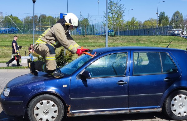 Šv. Florijono diena Jonavoje: padėkos ugniagesiams ir bendruomenės vienybė