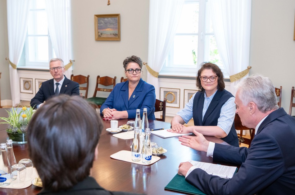 Prezidentas: didėsiantis sveikatos apsaugos finansavimas turi būti naudojamas gerinant paslaugų prieinamumą regionuose