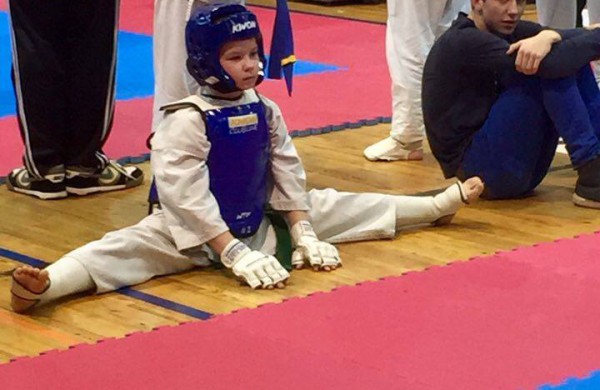 Jonavos jaunųjų kiokušin karate kovotojų medaliai