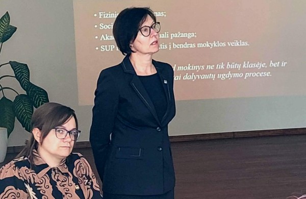 Įtraukusis ugdymas vienija: dalijimasis patirtimi Jonavos „Neries“ pagrindinėje mokykloje 