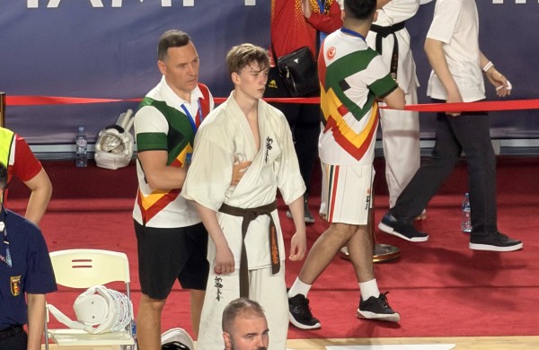 Dominykas Melničuk garbingai atstovavo Lietuvai Europos kyokushin karate čempionate