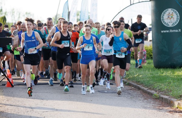 Startavo Jonavos bėgimo taurė 2026  