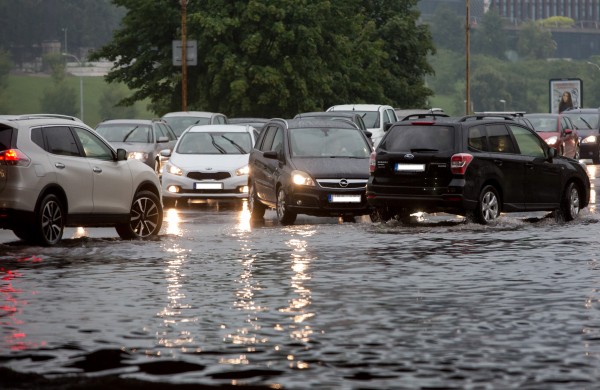 Kviečia pranešti apie pavojingus orų reiškinius: duomenys padės planuoti prisitaikymo prie klimato kaitos priemones