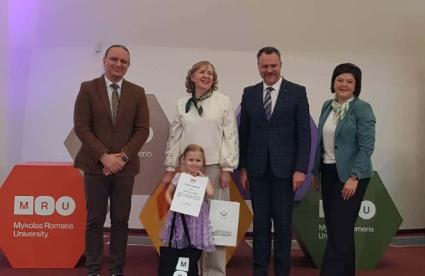 Pirma vieta piešinių konkurse „Lietuvos vaikų balsas“