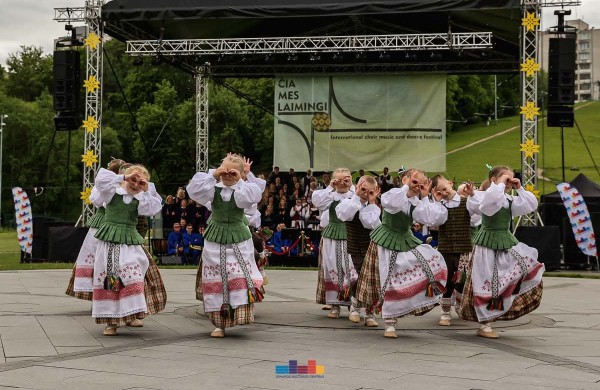 „Čia mes laimingi“ - festivalis, sujungęs balsus, širdis ir tautas