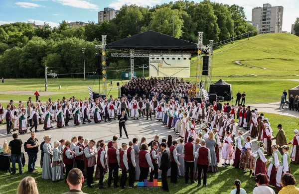 „Čia mes laimingi“ - festivalis, sujungęs balsus, širdis ir tautas