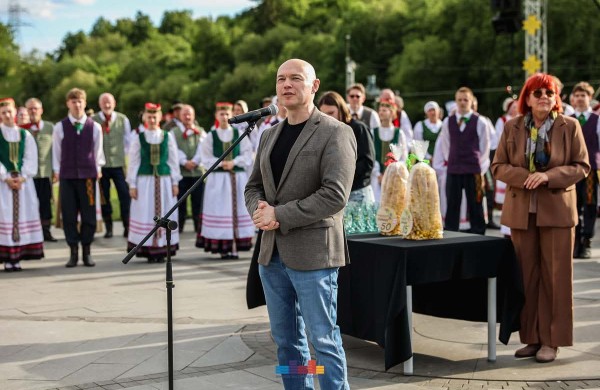 „Čia mes laimingi“ - festivalis, sujungęs balsus, širdis ir tautas