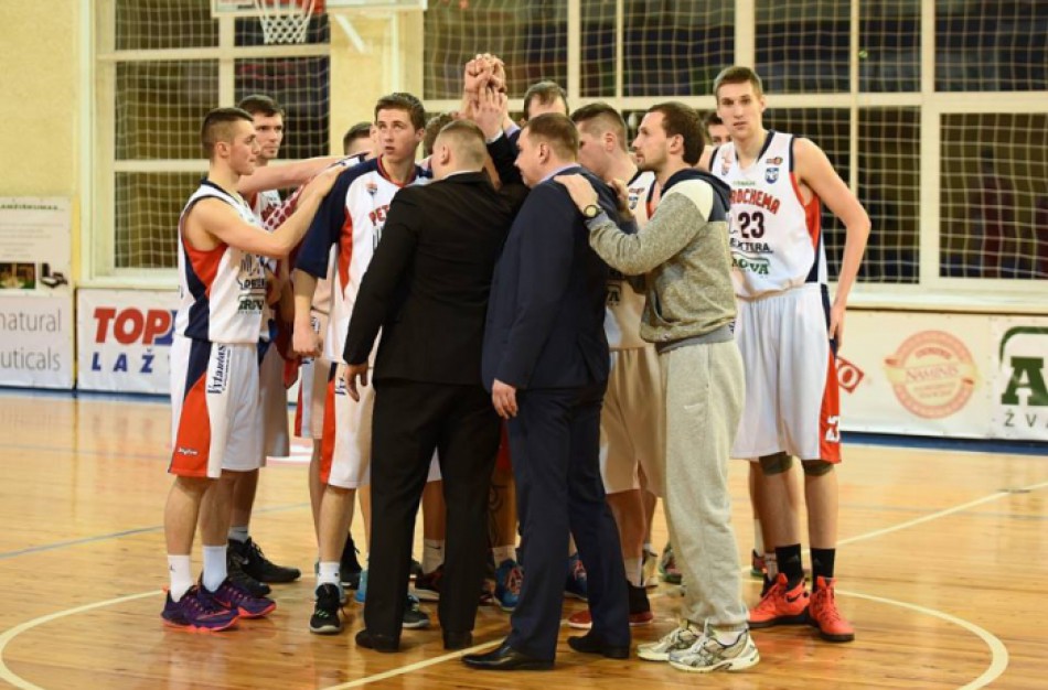 Jonavos krepšinio klubas nemokamai veš sirgalius į NKL aštuntfinalio rungtynes Mažeikiuose