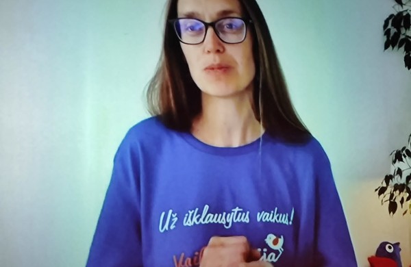 Pusmečio darbas virto triumfu: Jonavos kultūros centre sužibo filmo „Tylios akys“ premjera