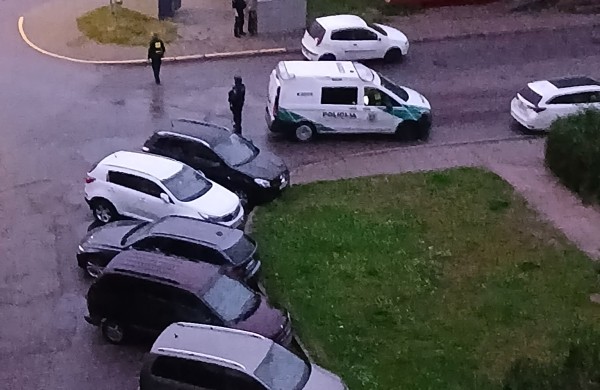 Galimi šūviai Jonavoje sukėlė nerimą gyventojams, oficiali informacija dar tikslinama