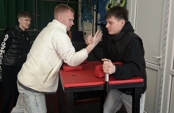 Projektas „Kita stotelė – AŠ!“ įpusėjo: laikas pasidžiaugti pasiekimais ir pasiruošti laukiantiems nuotykiams 