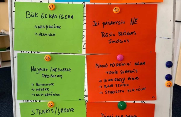 Projektas „Kita stotelė – AŠ!“ įpusėjo: laikas pasidžiaugti pasiekimais ir pasiruošti laukiantiems nuotykiams 