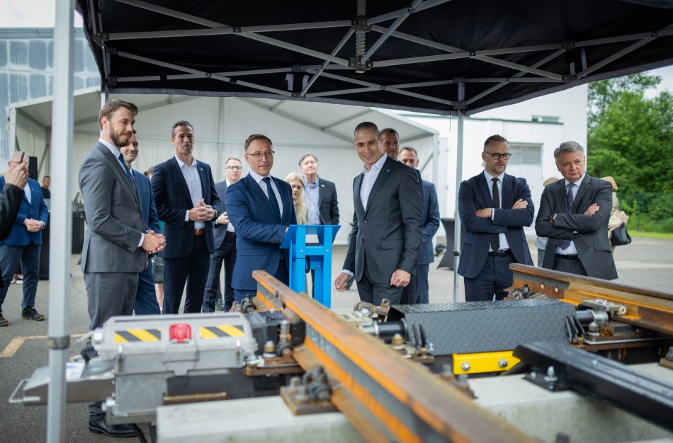 Jonava pasitinka naują „Rail Baltica“ etapą: į rajoną atkeliaus Lietuvoje pagaminti iešmai