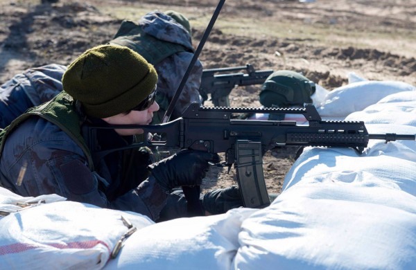NATO šalių ambasadoriai Rukloje aptarė NATO buvimo didinimą rytinėje Aljanso dalyje 