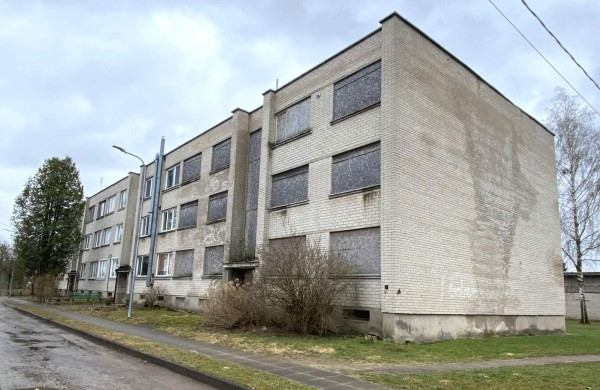 Turto bankas aukcione parduoda pusę buto Upninkuose: pradinė kaina - vos 1 150 eurų
