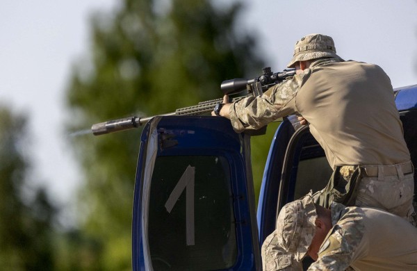 NATO šalių snaiperiai Gaižiūnų poligone varžosi dėl taikliausiojo titulo