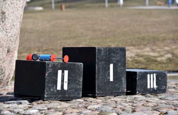 Aplink tvenkinius ratus suko ir ilgų nuotolių bėgikai