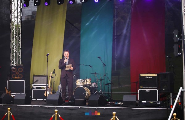 Valstybės diena paminėta vienybės, tradicijų ir muzikos apsuptyje