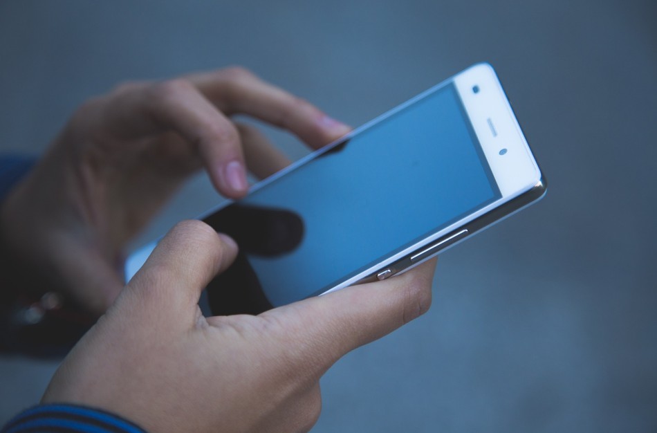 Jonavoje - netikėtas iškvietimas: sudužęs telefonas sukėlė įtarimų dėl avarijos
