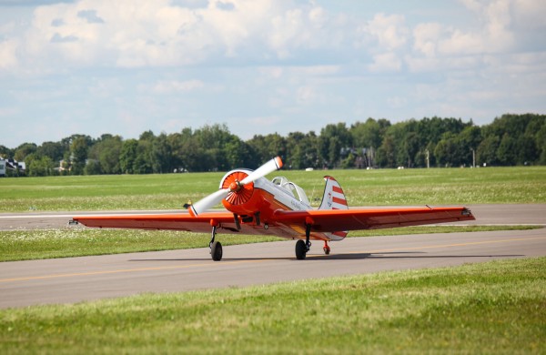 Aviacijos šventė Kaune: pasaulinio garso pilotai, istoriniai orlaiviai ir įspūdingas sutemų šou