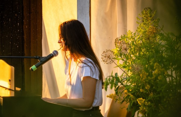 Užusaliuose nuskambėjo Respublikinis muzikos festivalis „Dainos prie Šešuvos“