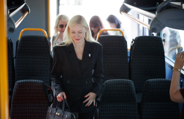 Jonavoje – penki nauji autobusai: į gatves išriedės dar daugiau elektrinio transporto 