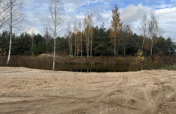 Paplūdimio tinklinis Panoteriuose: sportininkų gausa ir verslininkų pagalba jaunimui 