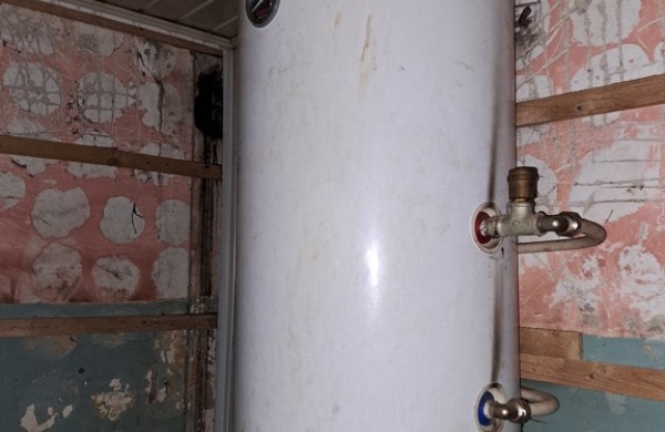 Vos už 2 200 eurų - Jonavos rajone parduodamas trijų kambarių butas, tačiau yra viena svarbi detalė