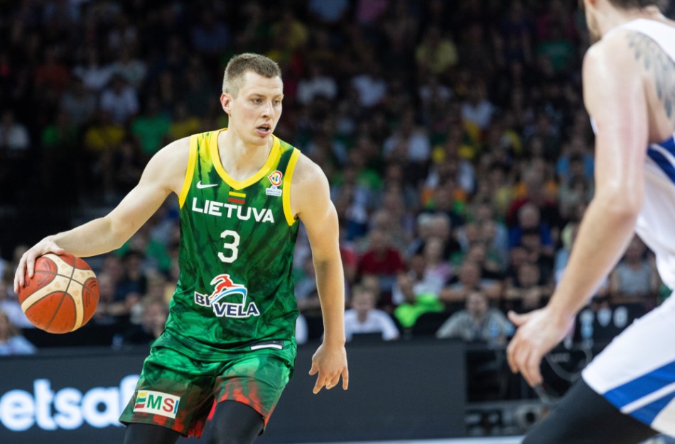 Donatas Sabeckis naujajame sezone vilkės „Jonava Hipocredit“ marškinėlius