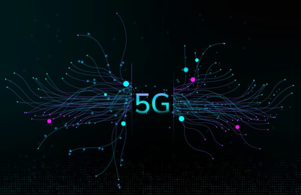 Skambiname vis mažiau, bet interneto „ryjame“ vis daugiau: 5G srautas išaugo beveik 80 procentų