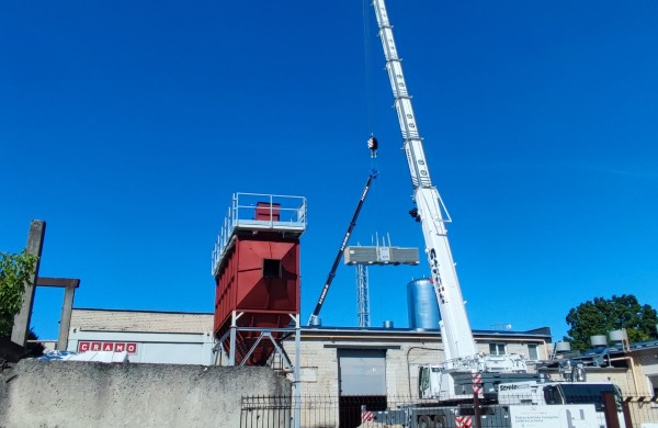 „Jonavos šilumos tinklai“ šildymo sezonui ruošiasi investuodami į biokuro atsargas, katilus ir trasų atnaujinimą 