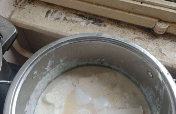 Planinės patikros vėl atskleidžia netvarką: pelėsis ant lentynų ir produktai šalia šiukšlių 