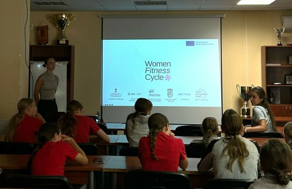 LFF pradėjo „Women’s Fitness Cycle“ edukacijas apie moterų sveikatą ir menstruacinio ciklo reikšmę sporte