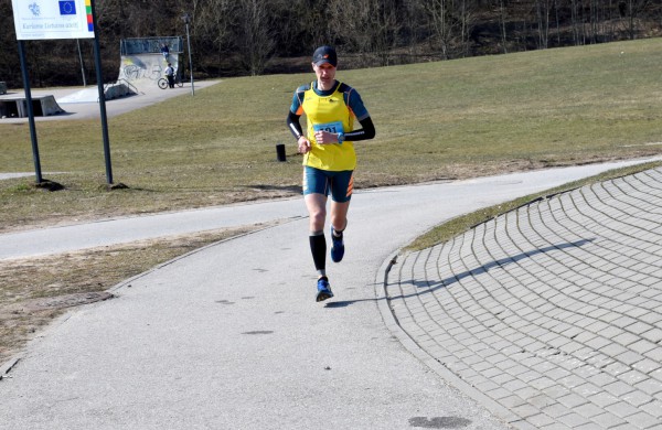 Aplink tvenkinius ratus suko ir ilgų nuotolių bėgikai