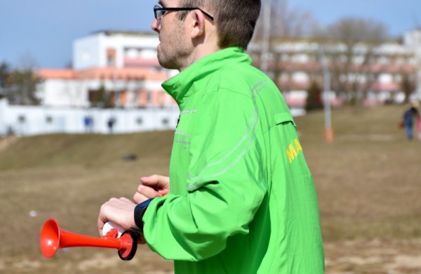 Aplink tvenkinius ratus suko ir ilgų nuotolių bėgikai