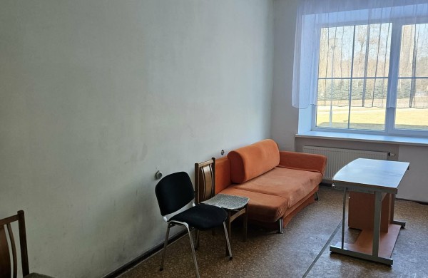 Nuo nenaudojamos patalpos iki sporto erdvės jaunimui: „Laimės kampelyje“ atidaryta nauja sporto salė 