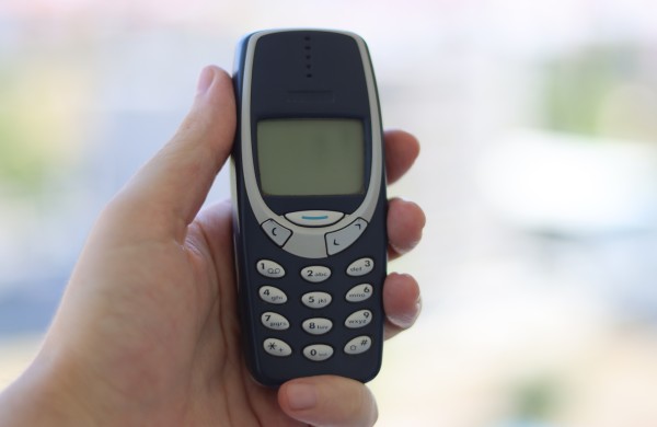 „Nokia 3310“ sukanka 26-eri – Lietuvos tinkle vis dar veikia legendinis telefonas