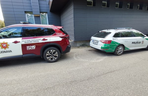 Jonavoje dėl galimo smurto prireikė diskinio pjūklo: už melagingą iškvietimą gresia nemenka bauda