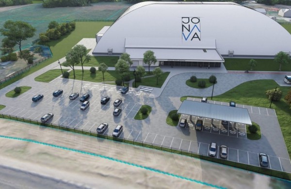 Netikėtas pasiūlymas Jonavai: naujajam sporto maniežui siūlo suteikti Prezidento Valdo Adamkaus vardą