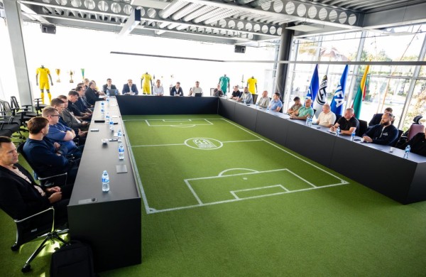 Naujo sezono gairės: LFF ir klubai aptarė galimus jaunimo integracijos ir legionieriaus mokesčio pokyčius