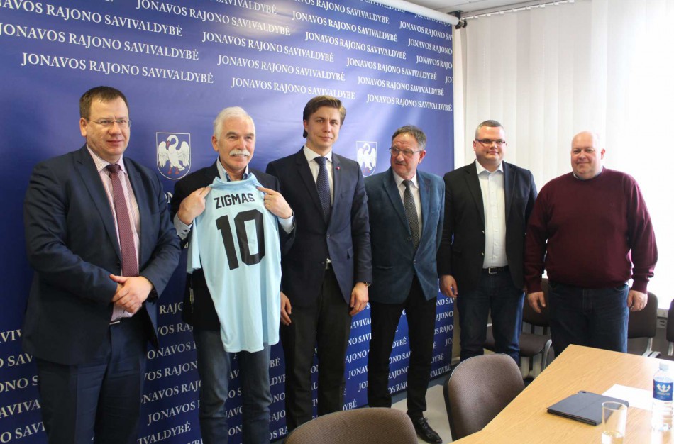 „Lietavos“ futbolo klube – naujas rėmėjas