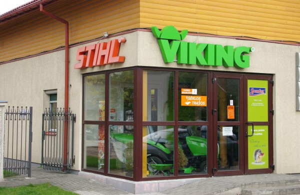 Išskirtinio dizaino ir žinomų ženklų prekės – Jonavoje