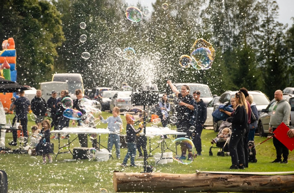 Jau 12-jį kartą Užusaliuose surengta tradicinė sporto šventė 