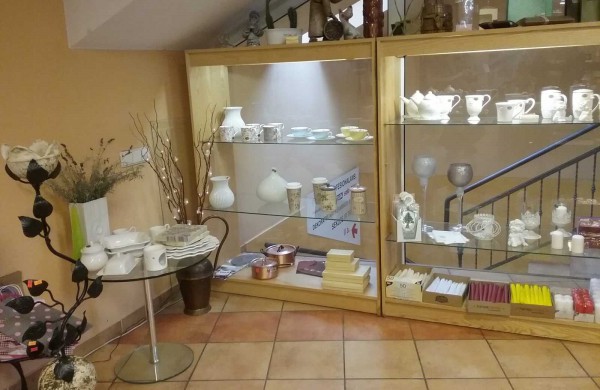 Išskirtinio dizaino ir žinomų ženklų prekės – Jonavoje