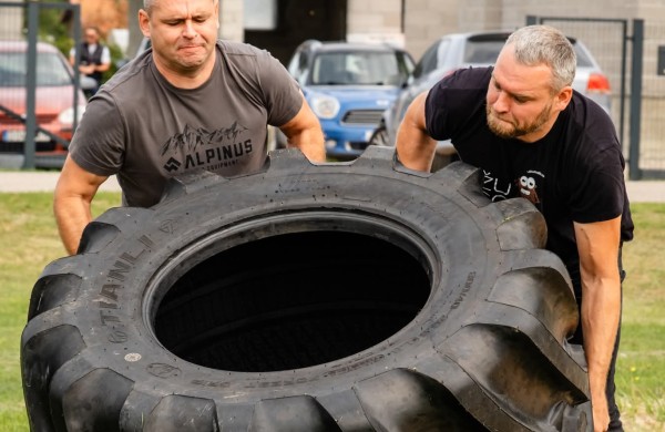 Jau 12-jį kartą Užusaliuose surengta tradicinė sporto šventė 