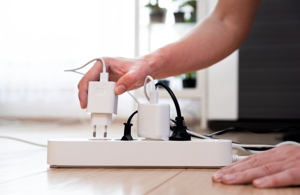 Už elektrą moka mažiau: šia galimybe jau pasinaudojo šimtai tūkstančių