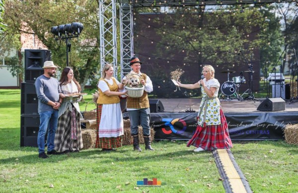 Tradicinis „Rudens kermošius“ subūrė jonaviečius