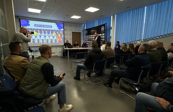 Sezono starte salės futbolo komandos Jonavos ,,VIKINGAI” pristatymas